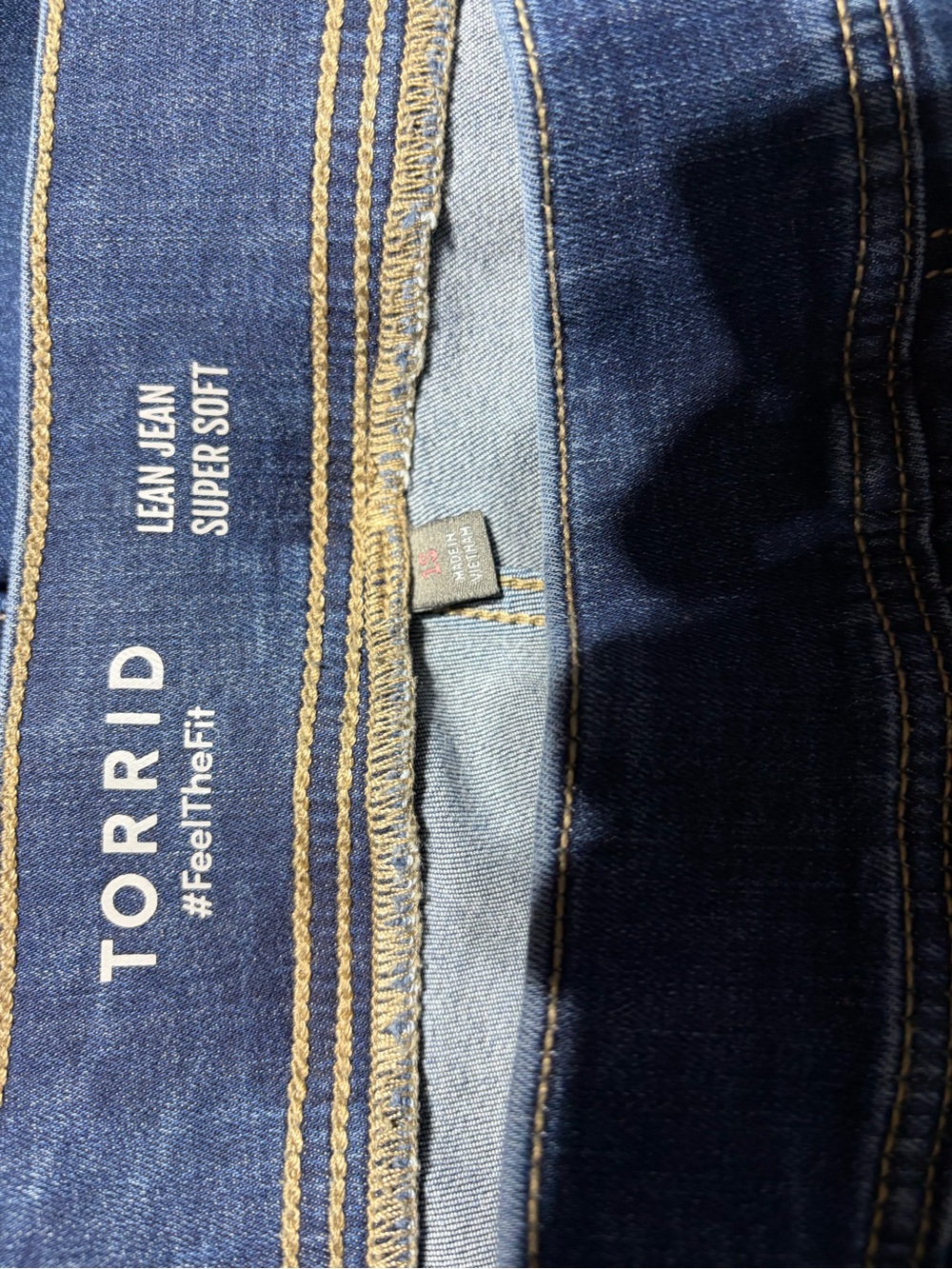 Torrid Lean Jean - Picture 2 of 4
